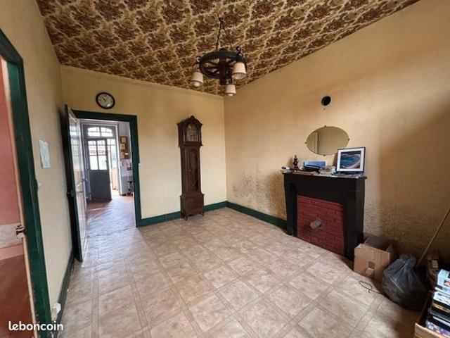Maison vente à Saint-Amand-Montrond, La Guerche-sur-l'aubois