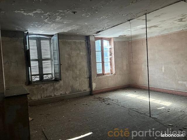 Maison vente à Saint-Amand-Montrond, Bruère-allichamps