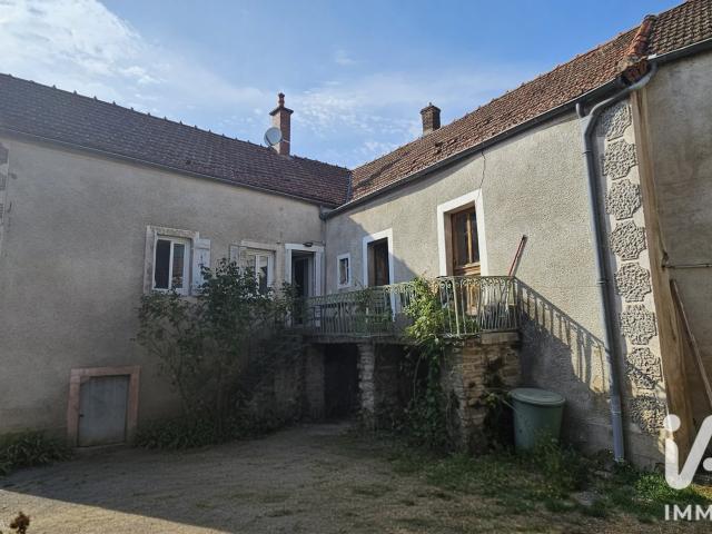 Maison vente à La Rochepot, Côte-d'Or