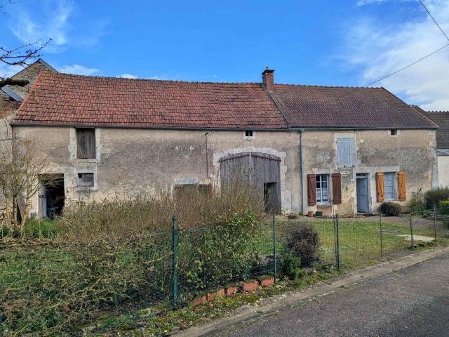 Maison vente à Auxerre, Taingy