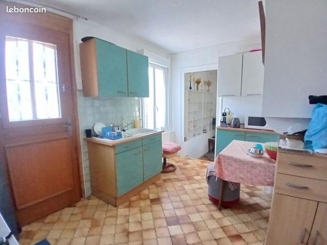 Maison vente à Confolens, Ambernac