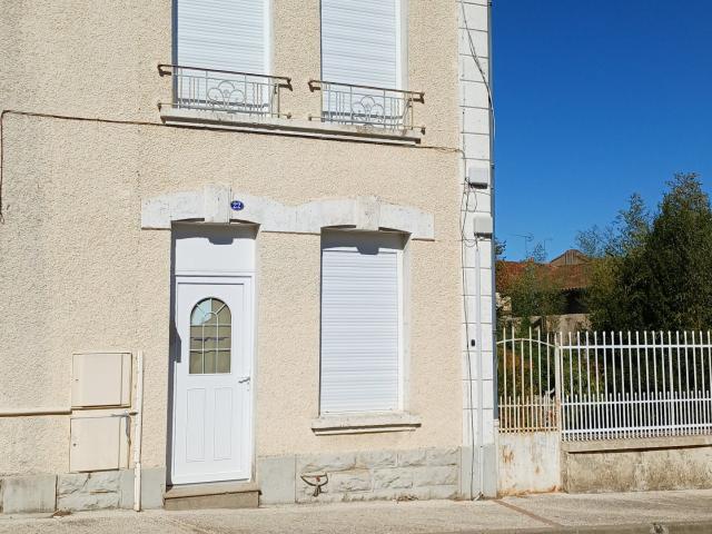 Maison vente à Ruffec, Charente