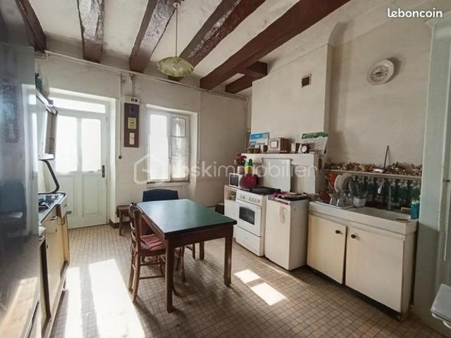 Maison vente à Chinon, Semblançay