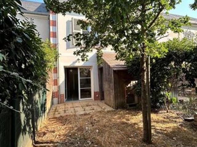 Maison vente à Tours, Notre-dame-d'oé