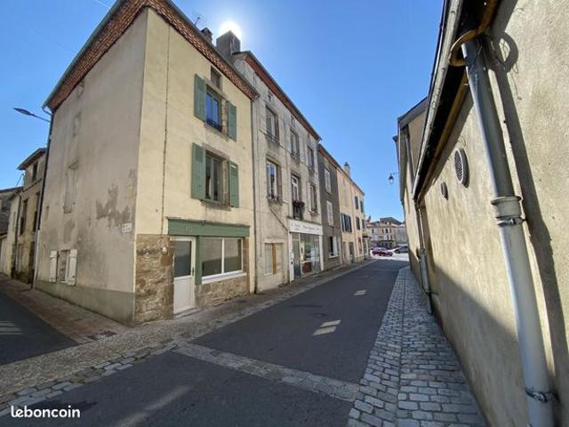 Maison vente à Bellac, Le Dorat
