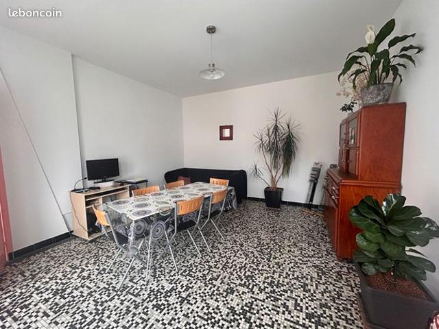 Maison vente à Rochefort, Etaules