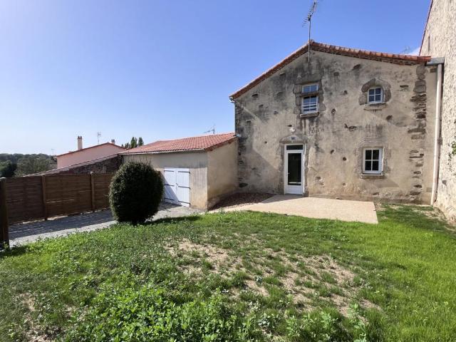 Maison vente à La Roche-sur-Yon, Saint-paul-en-pareds