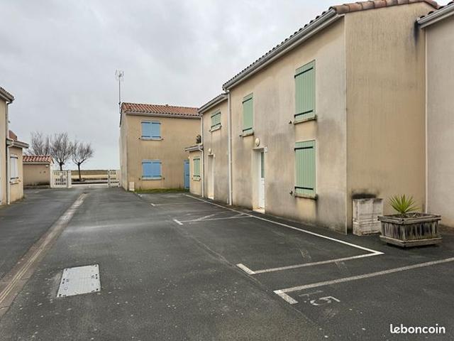 Maison vente à Rochefort, Hiers-brouage