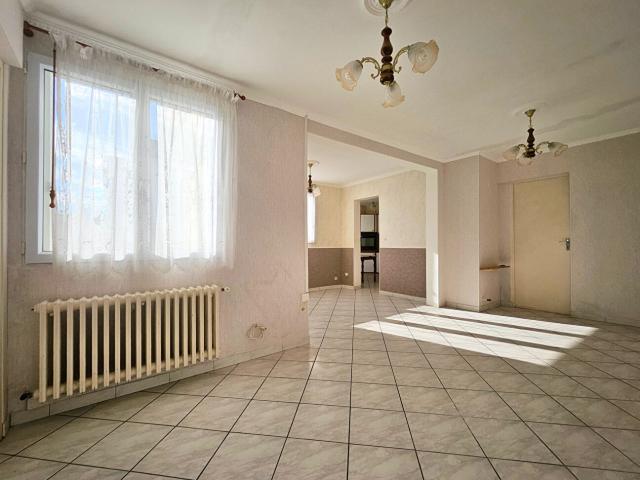 Maison vente à Square des Solstices, Viry-Châtillon