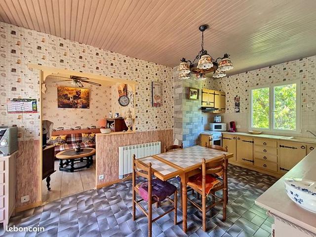 Maison vente à Guingamp, Bretagne