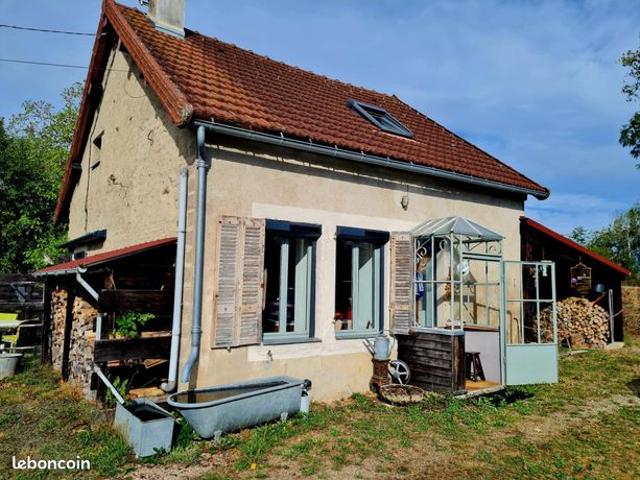 Maison vente à Beaune, Ménessaire