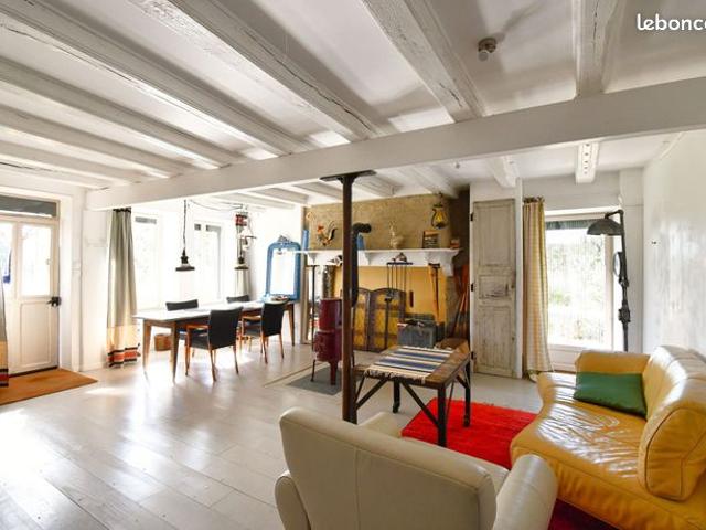 Maison vente à Beaune, Ménessaire