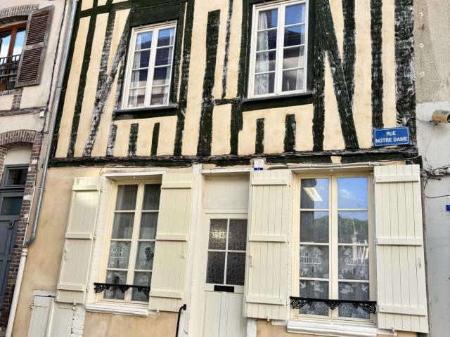 Maison vente à Vauguillain, Saint-Julien-du-Sault