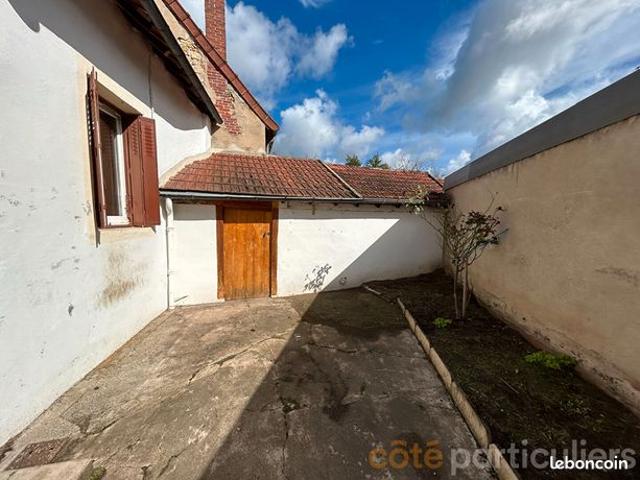 Maison vente à Saint-Amand-Montrond, Cher