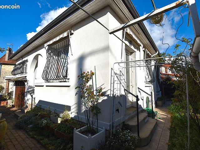 Maison vente à Melun, Combs-la-ville