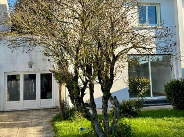 Maison vente à Saintes