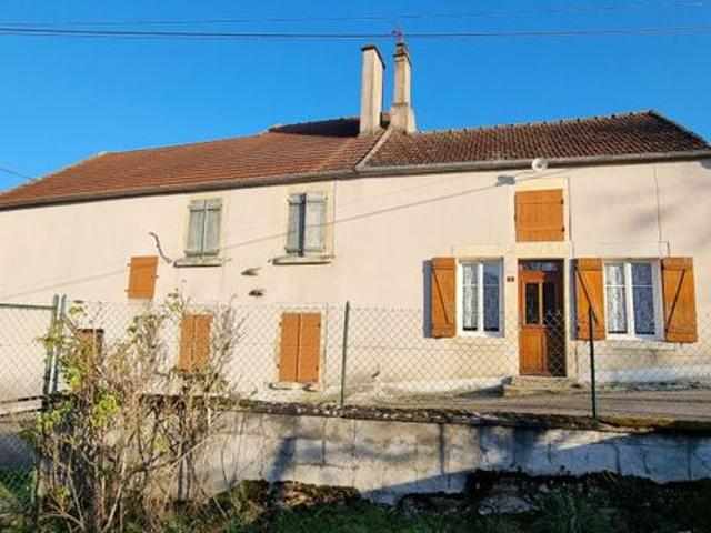 Maison vente à Saint-Amand-Montrond, Saint-germain-des-bois
