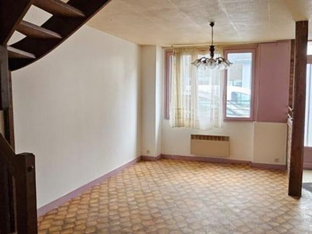 Maison vente à Bourges, Étréchy