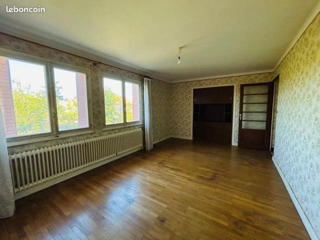Maison vente à Bourg-en-Bresse, Bourg-en-bresse