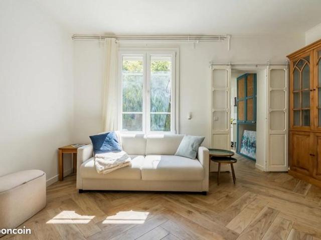 Maison vente à Dreux, Montreuil