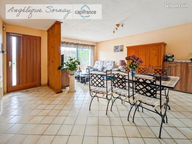 Maison vente à Louhans-Châteaurenaud, Branges