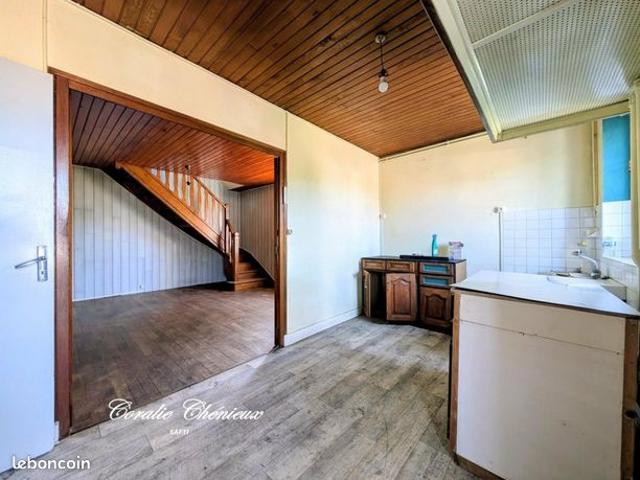 Maison vente à Mauriac, Ydes