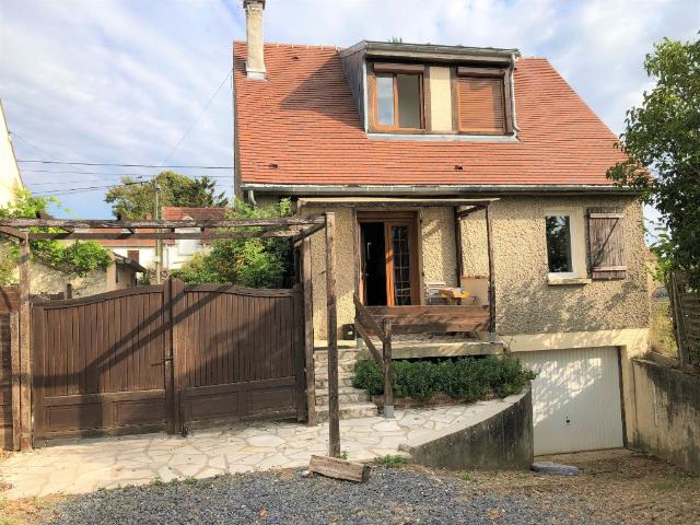 Maison vente à Fresneaux-Montchevreuil, Montchevreuil