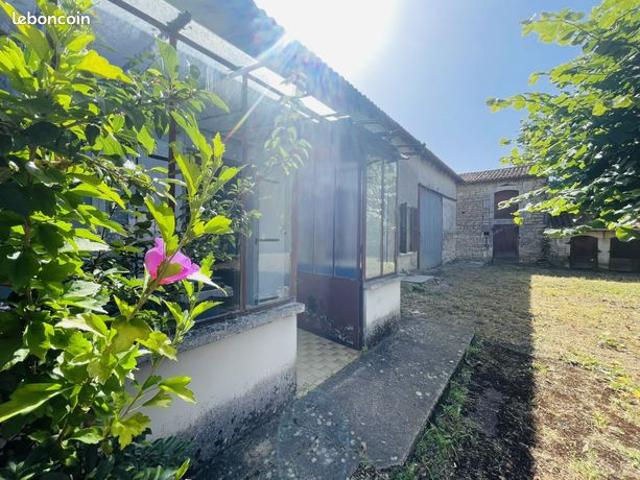 Maison vente à Poitiers, Cissé