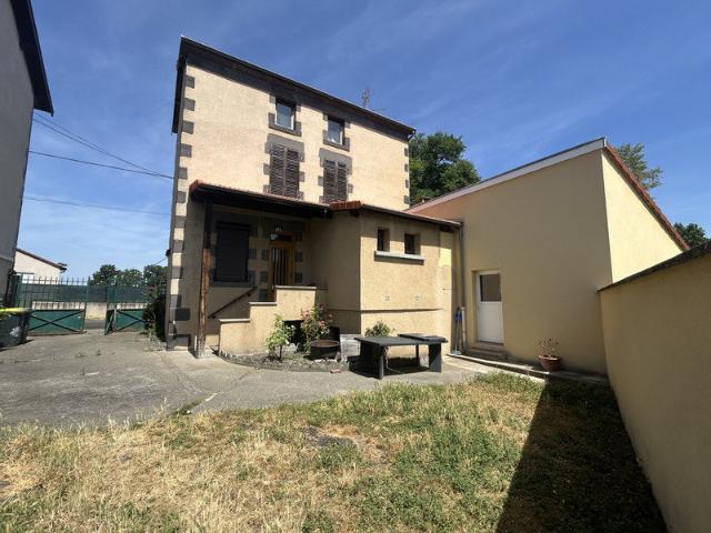 Maison vente à Riom, Auvergne-Rhône-Alpes