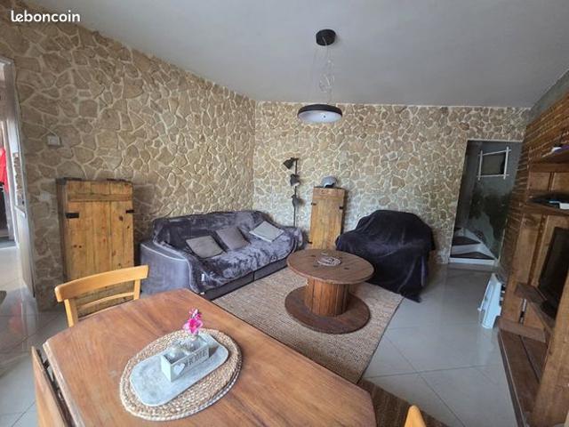 Maison vente à Saint-Quentin, Saint-quentin