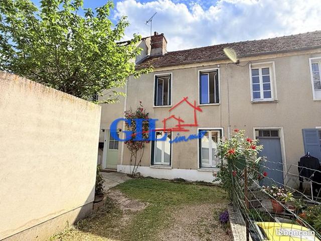 Maison vente à Melun, Seine-port