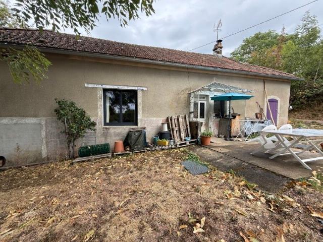 Maison vente à Les Hates, Moux-en-Morvan