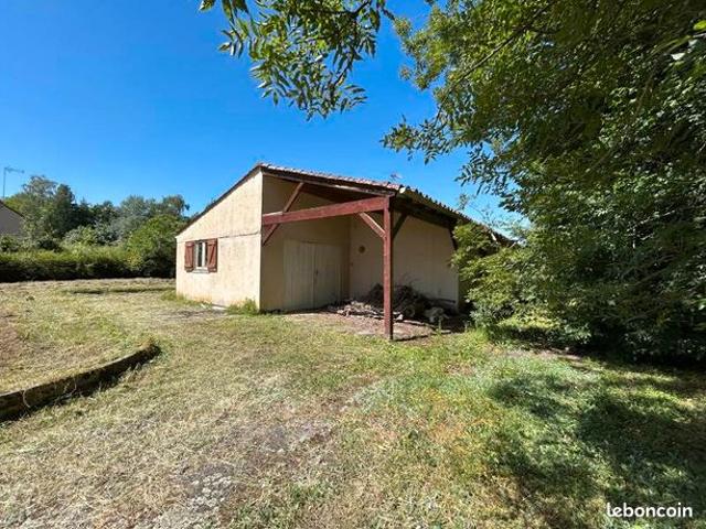 Maison vente à Confolens
