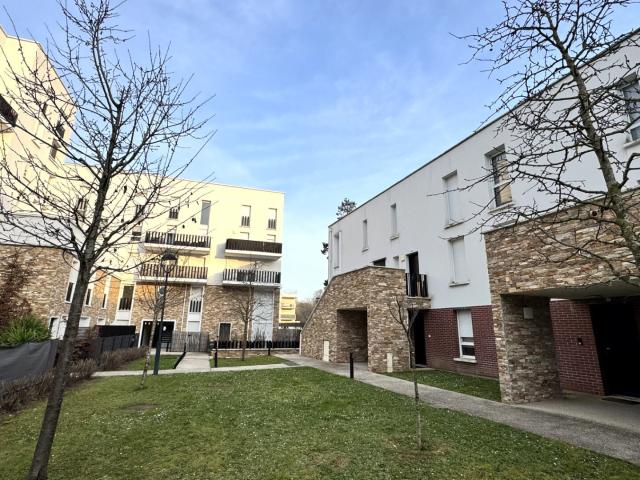 Maison vente à Poissy, La Coudraie
