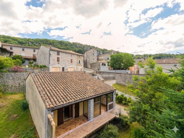 Maison vente à Largentière, Vogüé