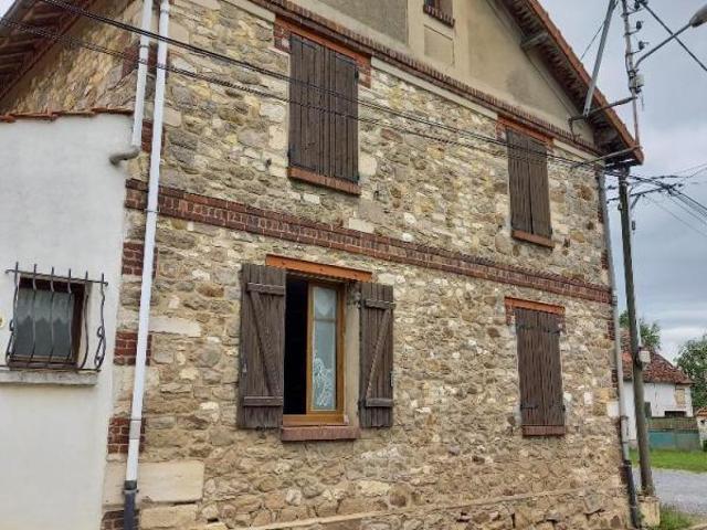 Maison vente à Château-Thierry, Saponay