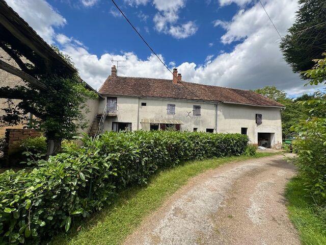 Maison vente à Cosne-Cours-sur-Loire, Bourgogne-Franche-Comté