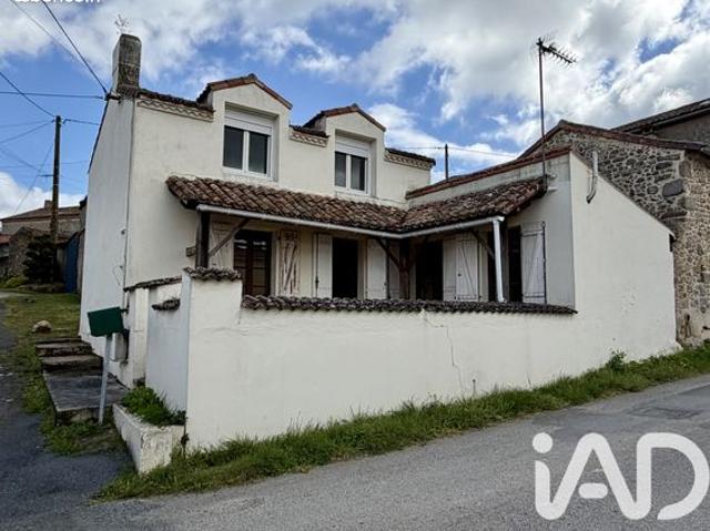 Maison vente à Bressuire, Faye-l'abbesse
