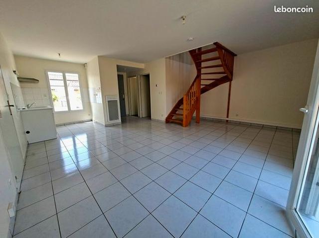 Maison vente à Angoulême, Aignes-et-puypéroux