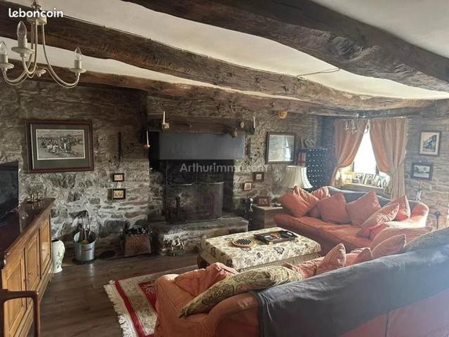 Maison vente à Saint-Hervé, Côtes-d'Armor