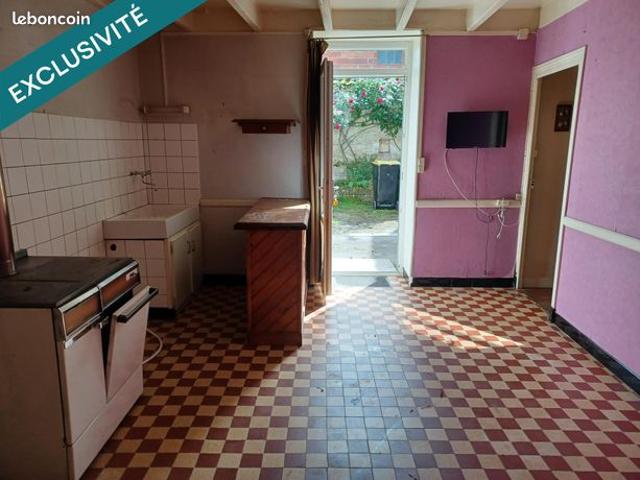 Maison vente à Confolens, Aigre