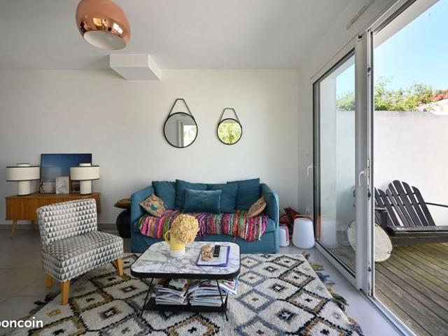 Maison vente à La Rochelle, Loix