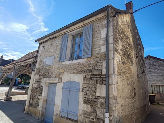 Maison vente à Tanlay