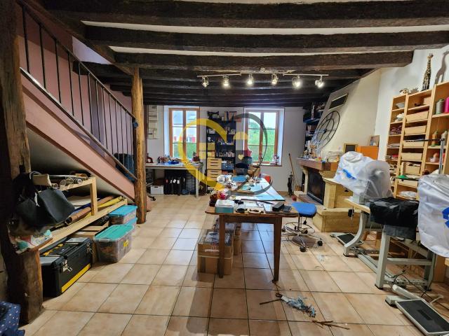Maison vente à Vierzon, Méry-ès-bois