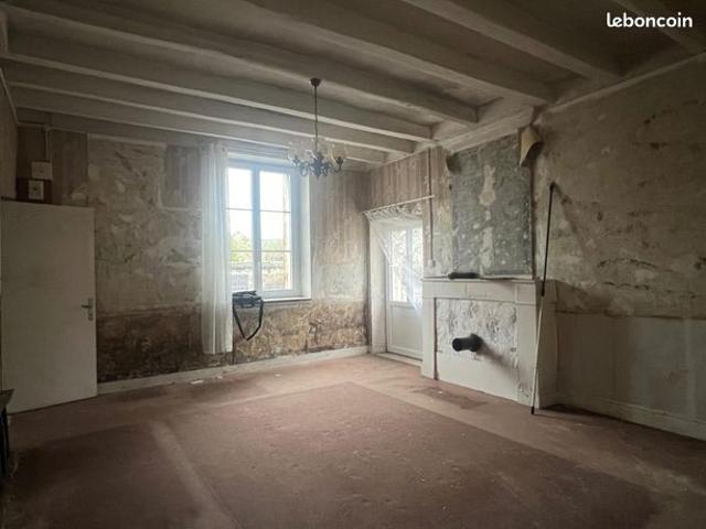 Maison vente à Chinon, Avoine