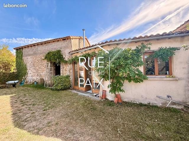 Maison vente à Lhoumois, Deux-Sèvres