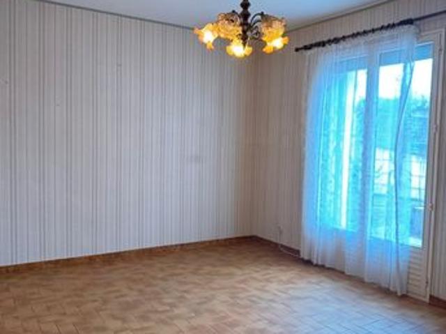 Maison vente à Montluçon, Commentry