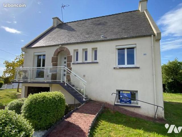 Maison vente à Guingamp, Bretagne