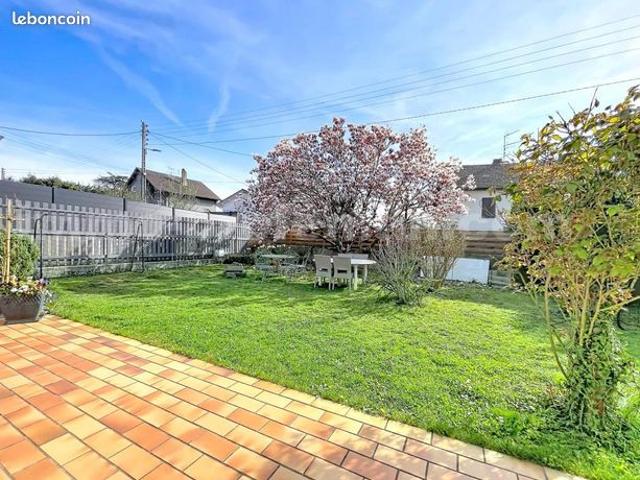 Maison vente à Saint-Julien-en-Genevois, Vétraz-monthoux