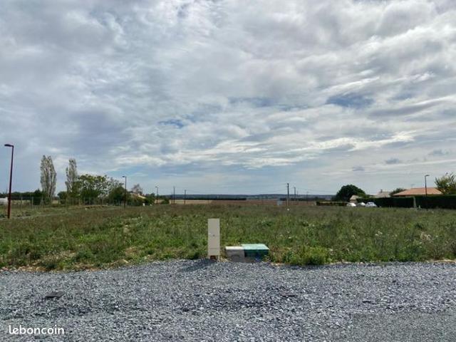 Maison vente à Niort, Fors